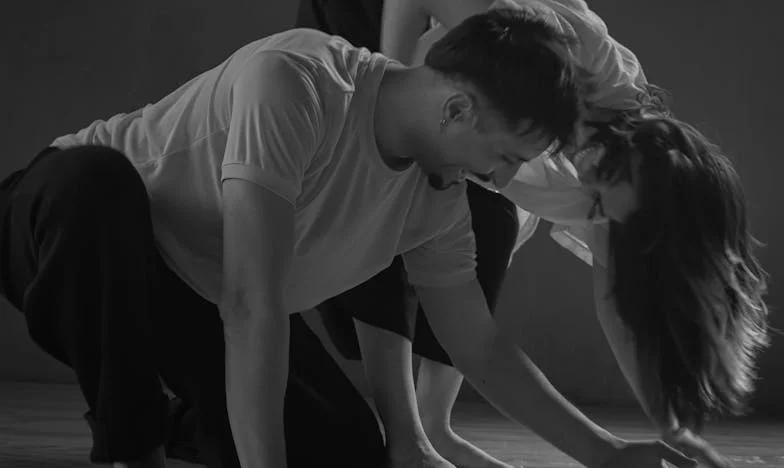 Dos abuelas, un solo corazón: Cuando la familia se rompe por amor