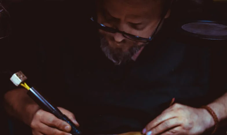 El Jardín de los Silencios: Cuando el Paraíso Familiar se Convierte en Campo de Batalla