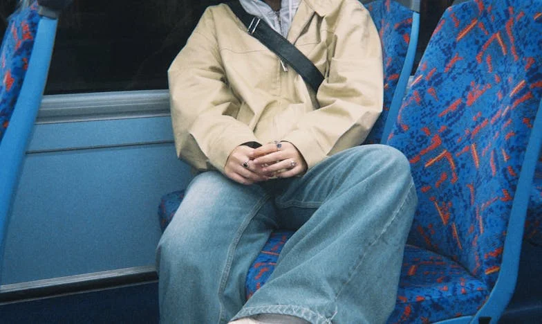 Hasta que lo deje, no le daré ni un peso: el precio de la dignidad