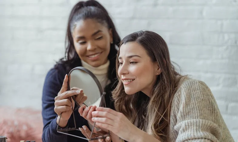 Una cena que rompió mi hogar: cuando la amistad se convierte en una batalla
