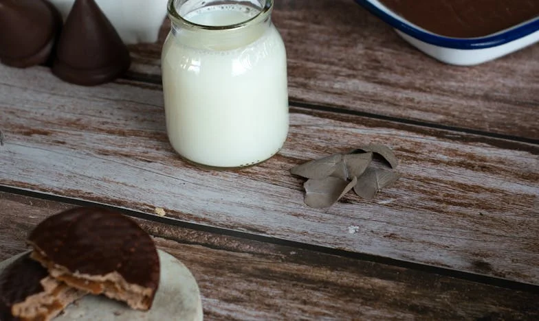 Entre el deber y el deseo: La historia de un matrimonio impuesto