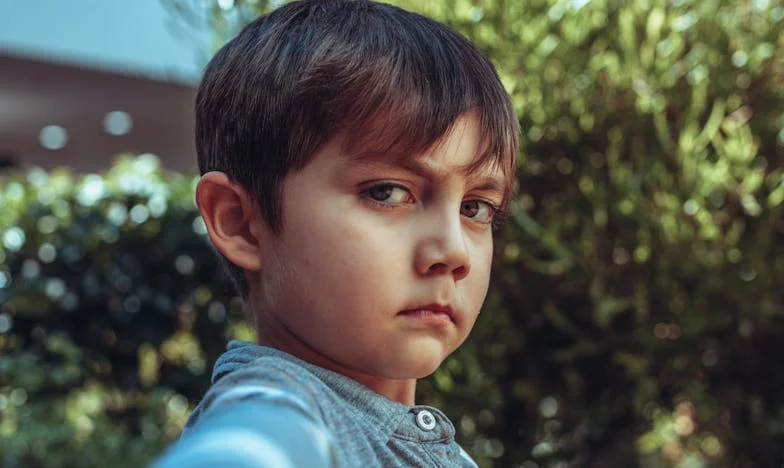 Ecos de advertencias no dichas: La historia de Mariela, Lucía y nuestra familia