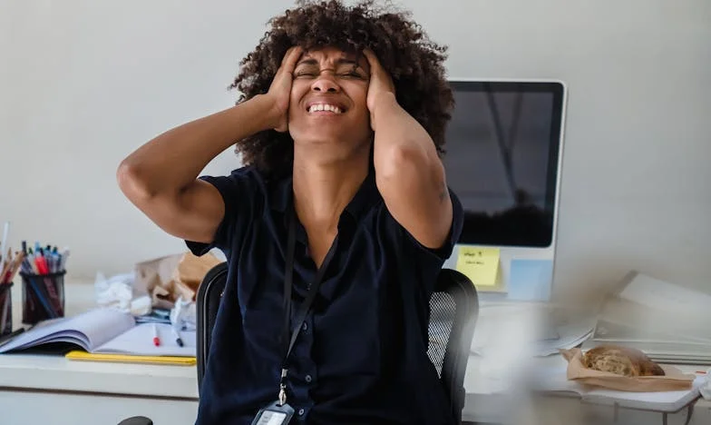 Siempre di todo, pero ahora no tengo lugar en tu vida: Confesiones de una madre mexicana sobre el desapego y la decepción