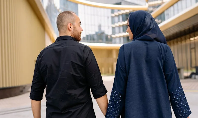 Susurros en la Cocina: La Traición Silenciosa de Victoria y Jeremías