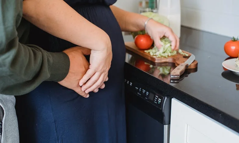 El Secreto Enterrado en la Carretera: Por Qué Luis Palideció al Ver la Foto