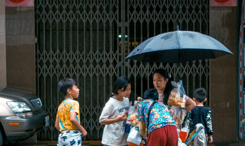 Sueños Sacrificados: La lucha de una mujer española por su familia y por sí misma