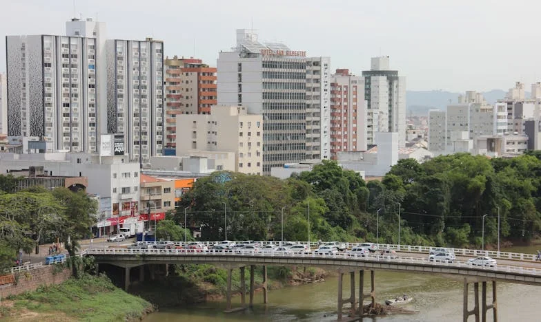 Uma Herança na Cidade Que Nos Separou