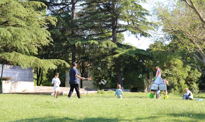 O Telefonema Que Mudou Tudo: Como Descobri Que o Meu Filho Era Vítima de Bullying no Jardim de Infância