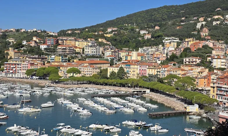 Entre a Fé e o Silêncio: O Dia em que Rezei por Coragem