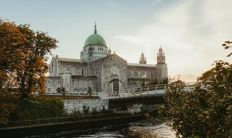 Recusei Tomar Conta da Filha da Minha Cunhada – Ela Humilhou-me à Frente de Todos. Serei Eu a Vilã?