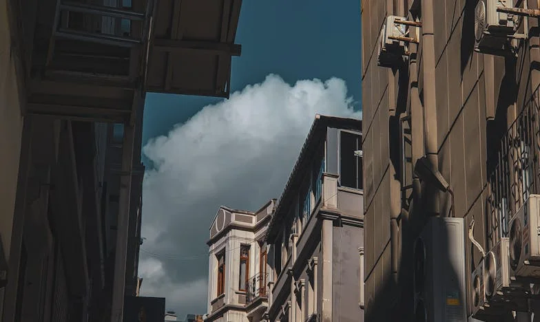 Dei metade da minha casa ao meu filho, agora sou um estorvo?