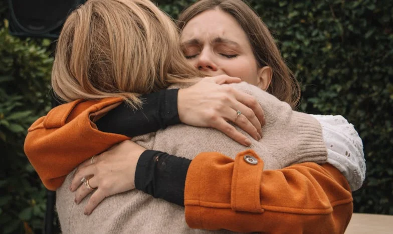 O Estranho à Minha Porta: A Verdade Que a Minha Família Não Quis Ouvir