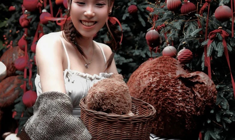 Entre Dois Mundos: O Peso de Ser Invisível na Minha Própria Família