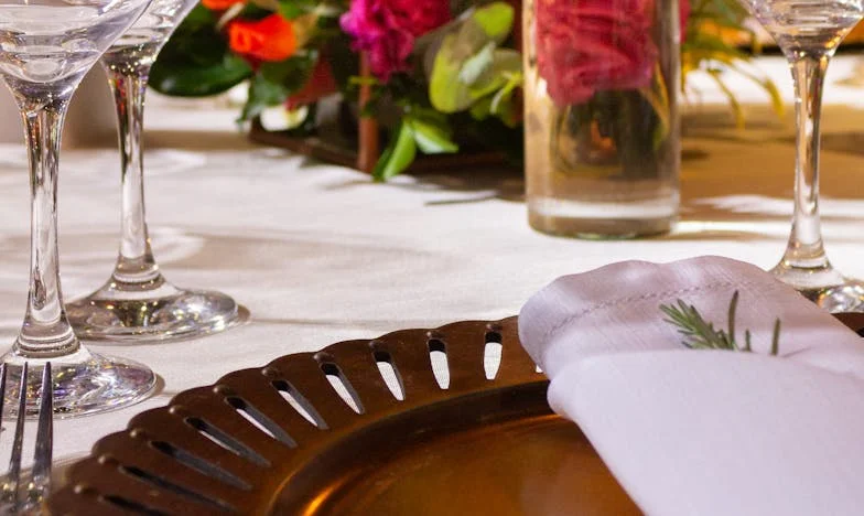 Entre Duas Mães: O Peso das Expectativas