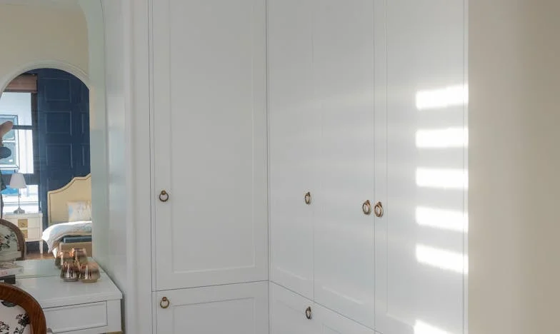 Entre Quatro Paredes: Quando a Família se Torna um Risco