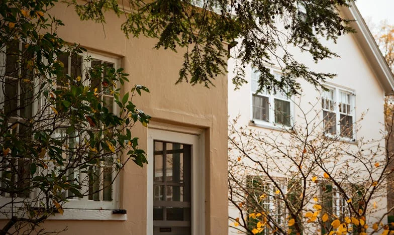 Entre Quatro Paredes: Quando os Meus Pais Me Viraram as Costas