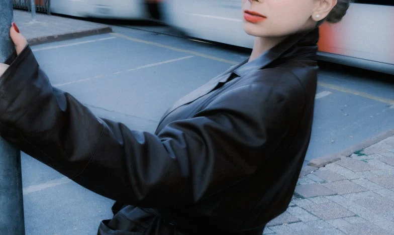 Não fui convidada para o casamento do meu filho, mas tive de lhes dar um lar: O duplo padrão na minha família