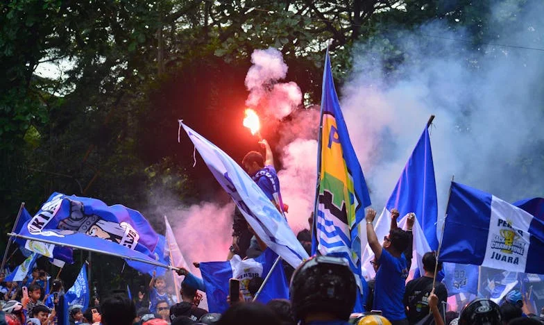 A Carta Que Mudou a Minha Vida: Entre o Dever Para com os Pais e o Direito à Felicidade