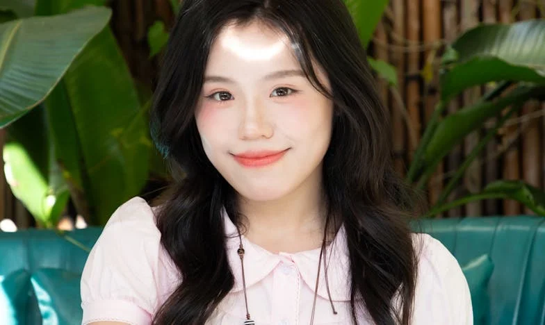 Abandonada à Porta da Maternidade: O Retorno de Miguel e a Dor do Perdão