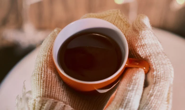 Bater à Porta: Lágrimas de uma Sogra e a Traição que Nunca Passa