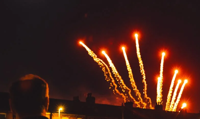 Dividindo Prateleiras, Dividindo Vidas: Um Desabafo de Nora Portuguesa