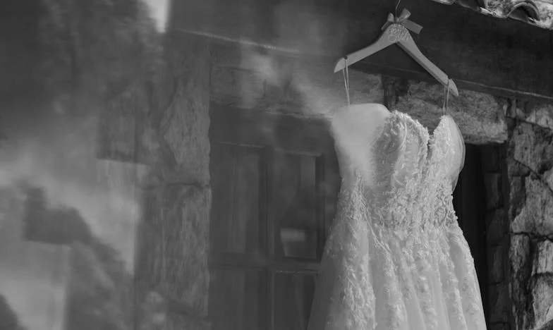 Entre as Paredes do Passado: A História de Marta da Rua Camões