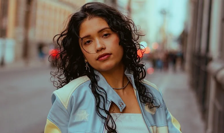 Entre o Amor e o Sangue: O Dia em que a Minha Avó Fechou a Porta ao Meu Futuro