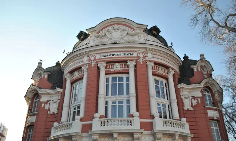 "Mãe, por favor, não faças isto comigo" – O drama de uma nora portuguesa entre quatro paredes