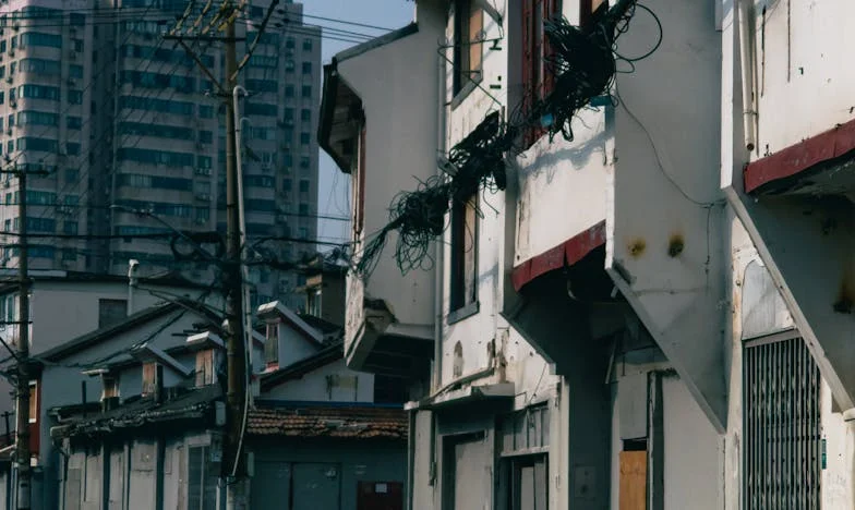 Não é Mais um Quarto para a Minha Sogra: Casa, Luta e os Limites do Amor