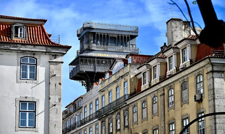 “Tens um mês para sair da minha casa!” – O dia em que tudo mudou