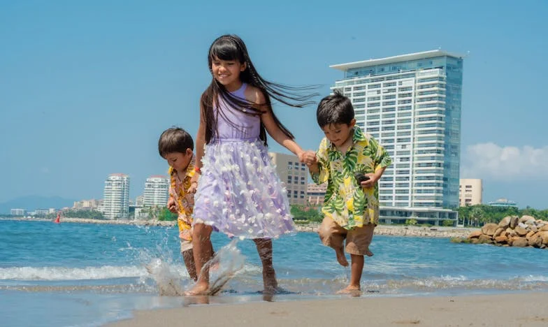 A Tua Culpa Por Mal Sobrevivermos: Uma História de Família, Orgulho e Silêncios