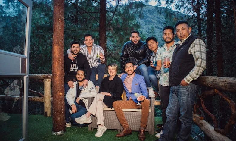 Visitas Inesperadas e Segredos Entre Paredes: O Dia em Que Descobri a Verdade Sobre a Minha Família