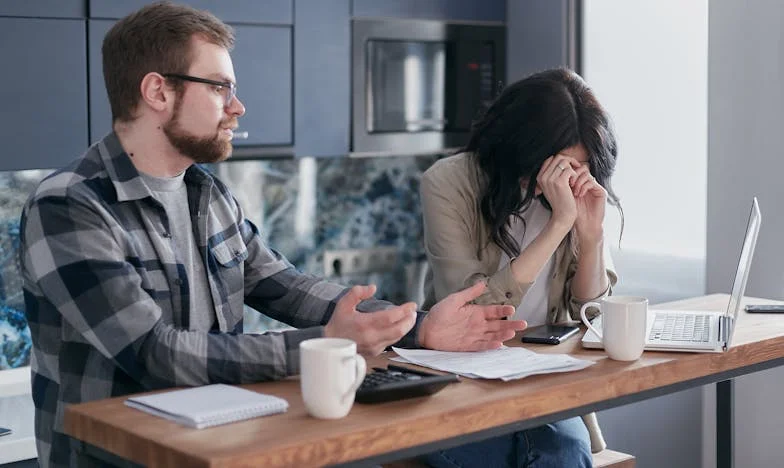 Antek de Cabelos de Prata – Entre o Milagre e o Preconceito: A Minha Luta Pela Aceitação do Meu Filho