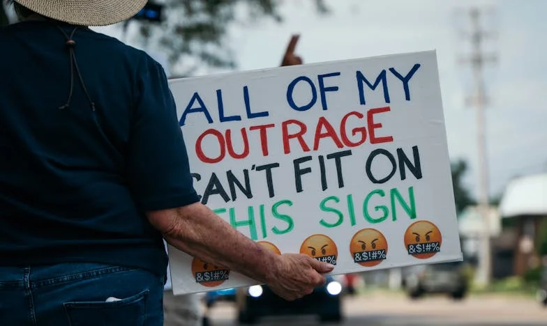 “Nunca fui vista: a história da filha esquecida”