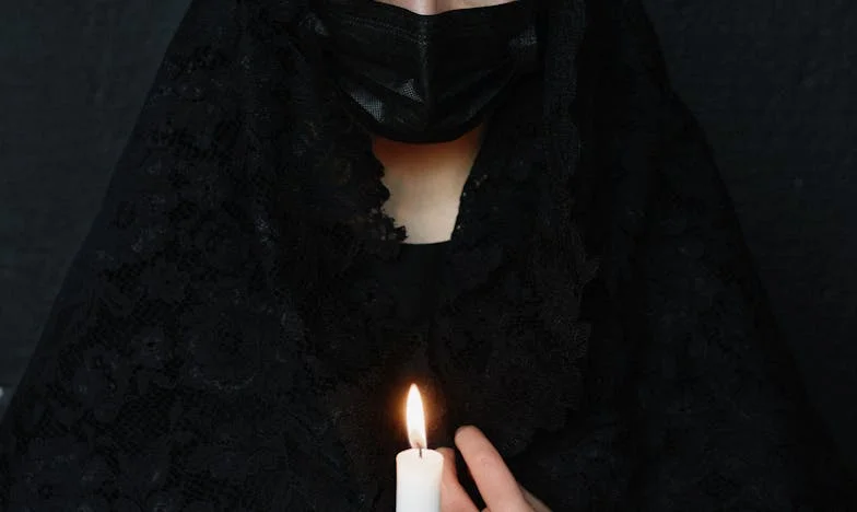 Quando o Mundo Desaba Numa Só Noite: A História de Uma Família Portuguesa