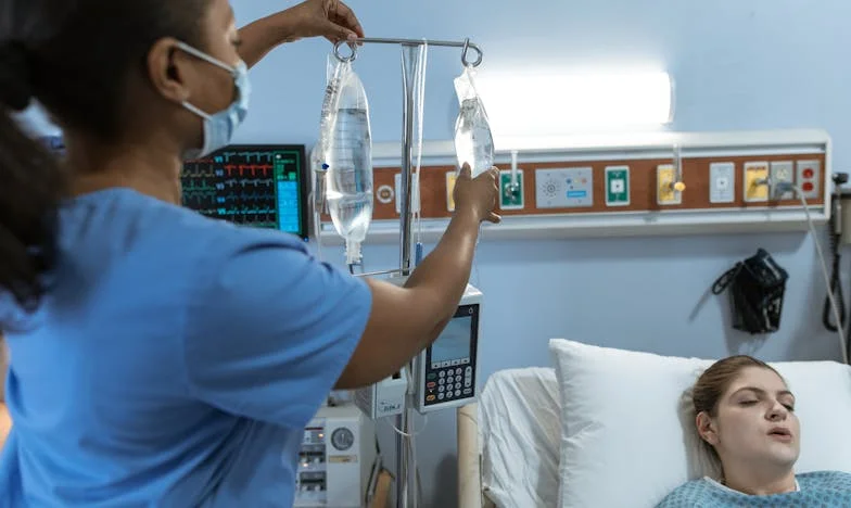 Dez dias no hospital e um regresso inesperado: O que fiz quando vi a minha sogra na minha sala?