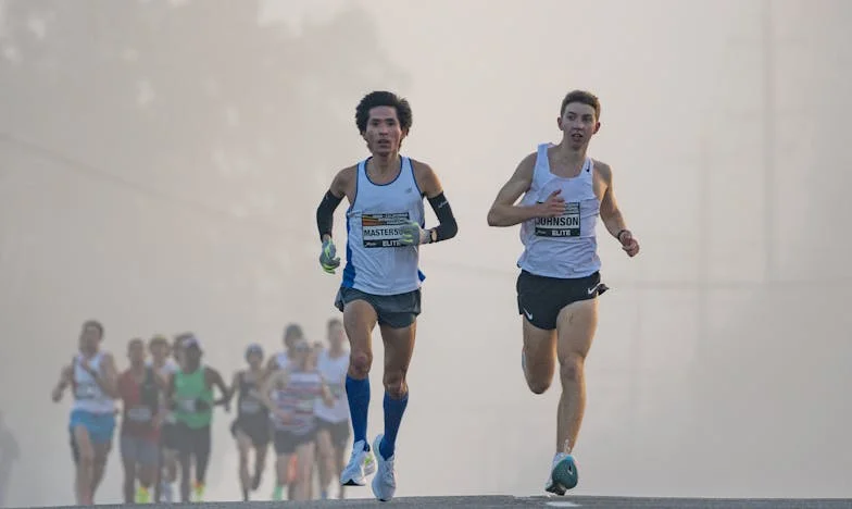 Entre Duas Chamas: Como Sobrevivi ao Meu Marido Filho da Mãe