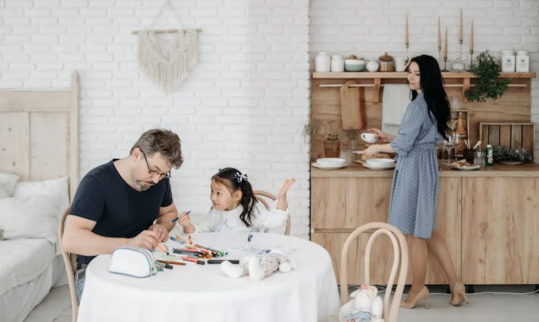 Portfel do Controlo: A Minha Prisão Invisível no Meu Próprio Lar