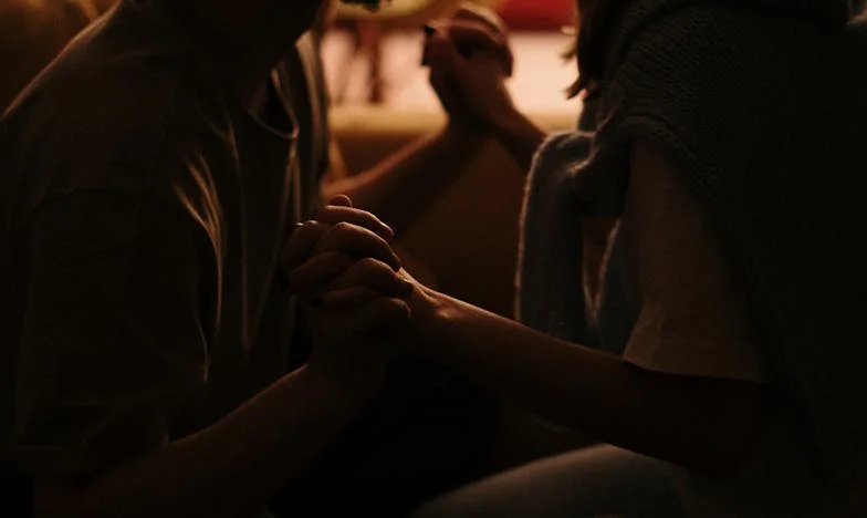 Uma Noite na Esquadra: Como a Preocupação de Mãe Mudou a Minha Vida para Sempre