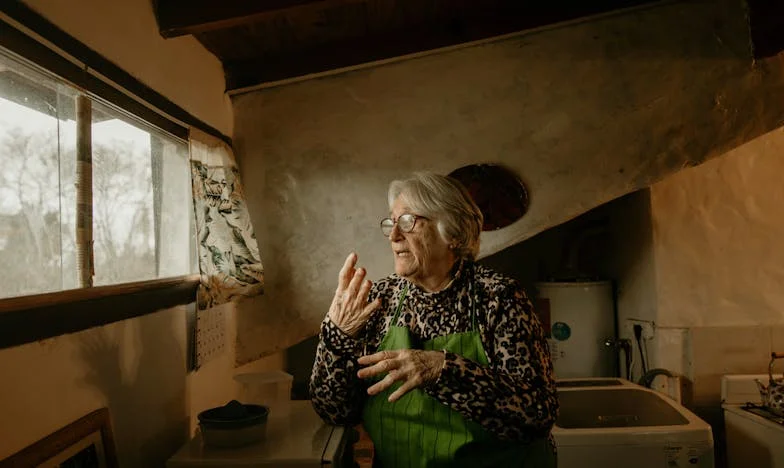 Quando o Lar Deixa de Ser Lar: Confissões de uma Mãe Portuguesa Que Perdeu Tudo Pela Família