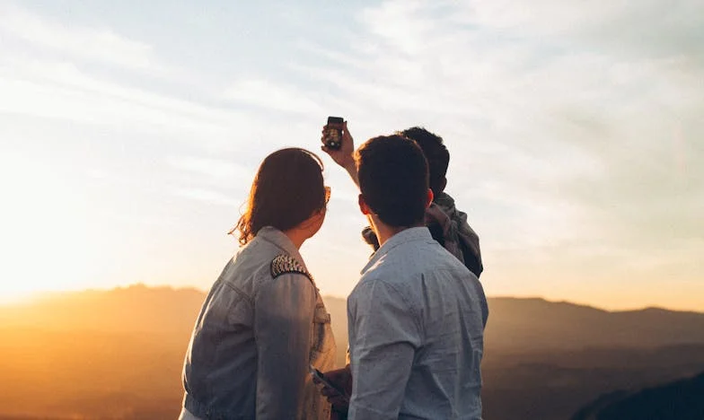 Cuando Mi Exmarido Volvió Después de Doce Años: Una Confrontación Inesperada
