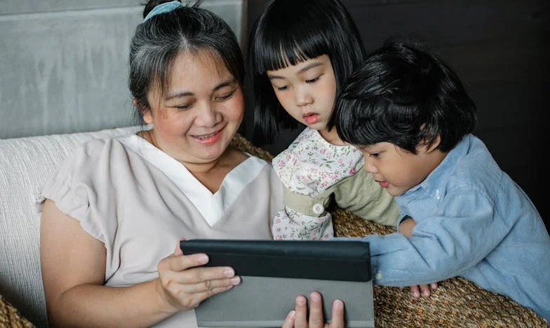 Amikor Anyám Számlát Nyújtott Be Az Unokájáért – Egy Család Széthullása