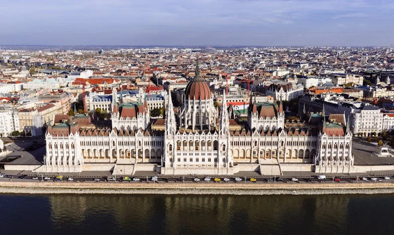 Élőben lepleztem le a korrupt bírót – és amit találtam, mindent megváltoztatott