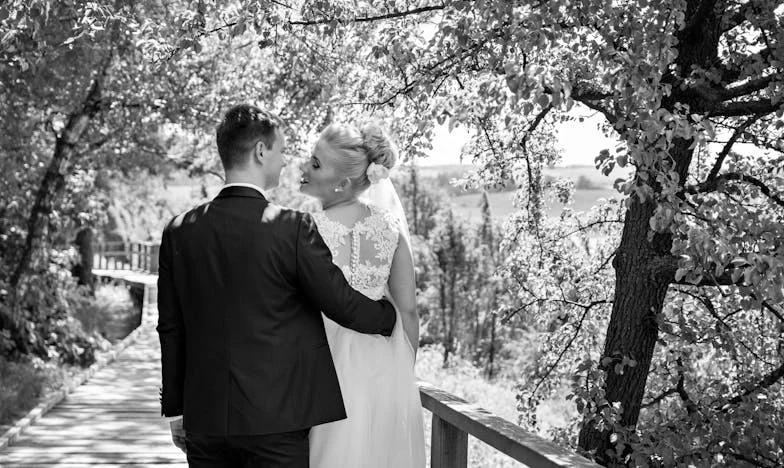 „Nevetségessé teszel minket, anya” – Az én szerelmem hatvan felett és a gyerekeim ítélete