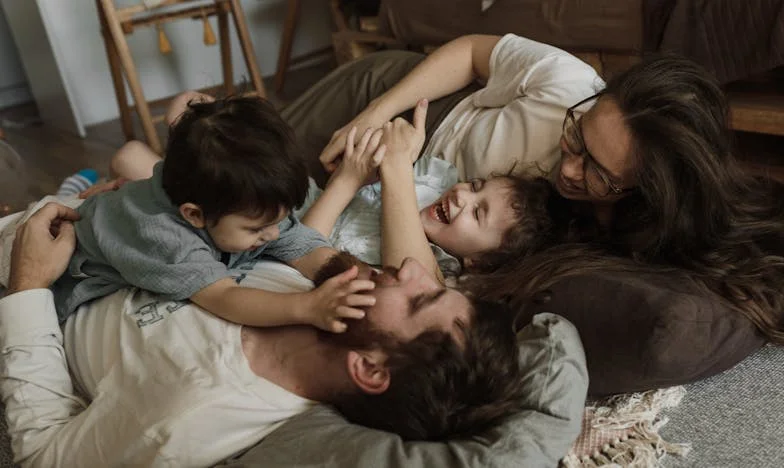 Összetört tükör: Melinda harca az árulással