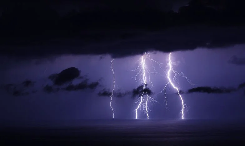 Kényszerű választás: Hogyan győztem meg a férjemet, hogy szakítson a családjával, mielőtt tönkretették volna az életünket