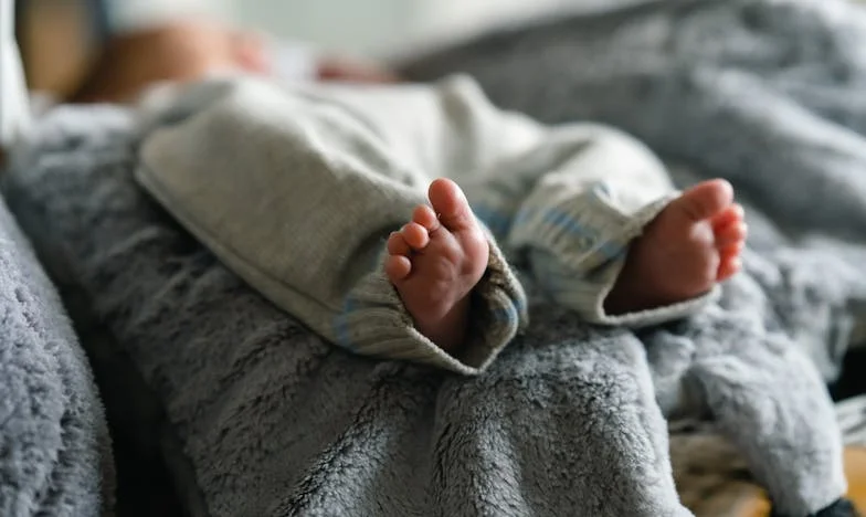 Les Flammes Vacillantes de l'Amour et des Liens Familiaux