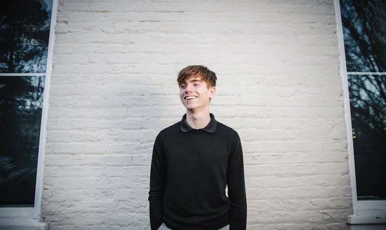 Quand l’amour se heurte au passé : une seconde chance bouleversée