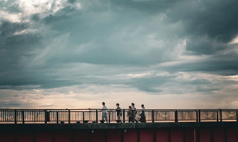 Entre Prières et Cadeaux : Le Dilemme de Mamie Solange