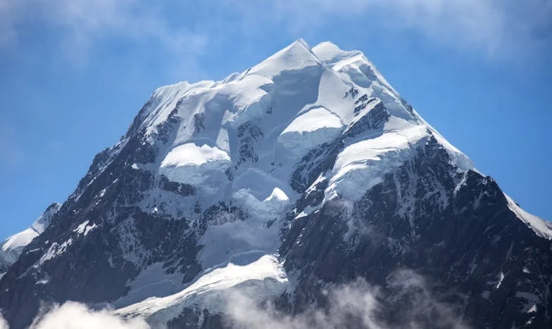 Le secret enfoui : Confessions d'une cave parisienne